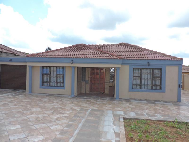 3 Bedroom Property for Sale in Birch Acres Gauteng