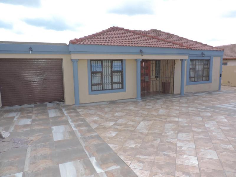 3 Bedroom Property for Sale in Birch Acres Gauteng