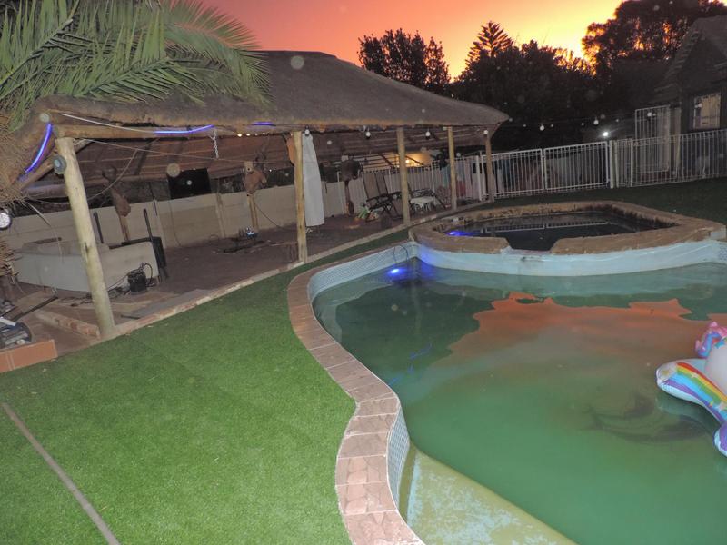 3 Bedroom Property for Sale in Birch Acres Gauteng