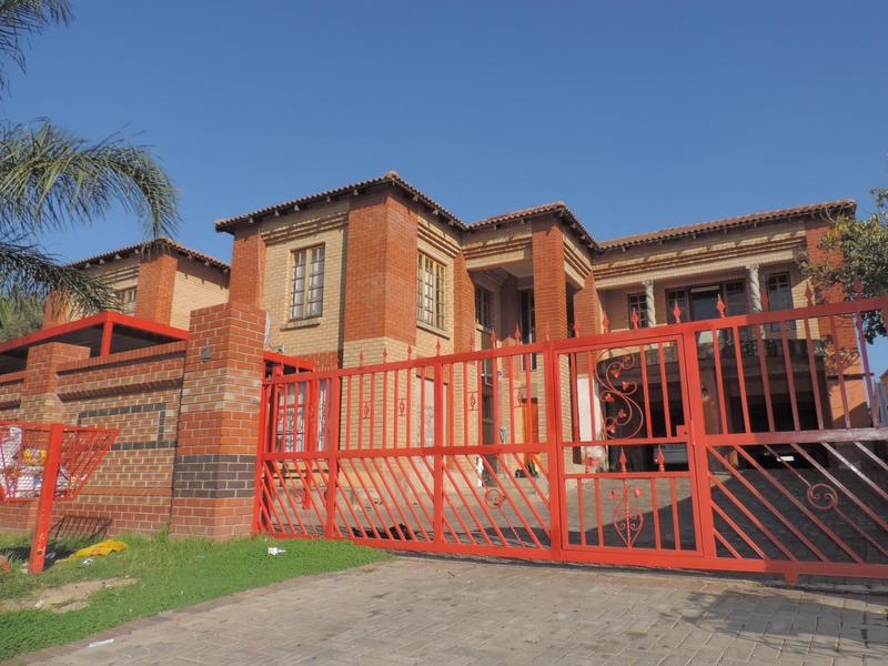 13 Bedroom Property for Sale in Birch Acres Gauteng