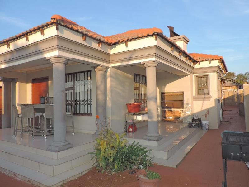 4 Bedroom Property for Sale in Birch Acres Gauteng