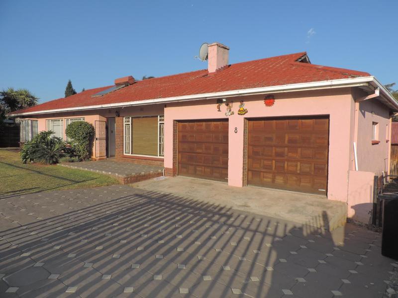 4 Bedroom Property for Sale in Birchleigh Gauteng