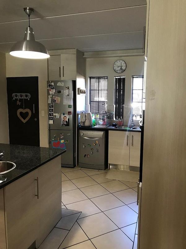 3 Bedroom Property for Sale in North Riding Gauteng