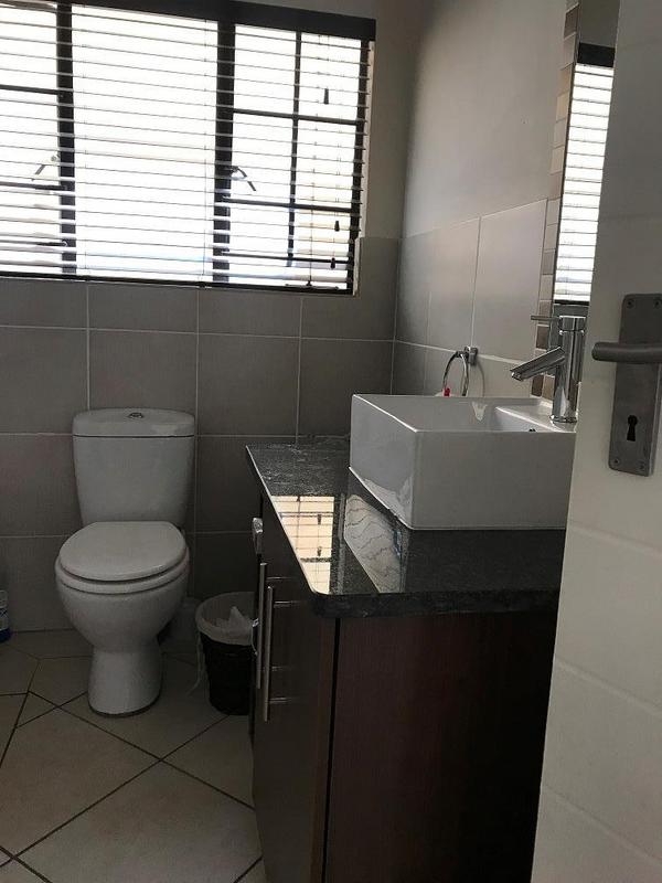 3 Bedroom Property for Sale in North Riding Gauteng