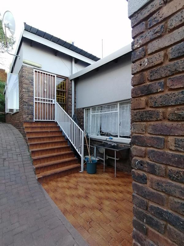 To Let 3 Bedroom Property for Rent in Laudium Gauteng