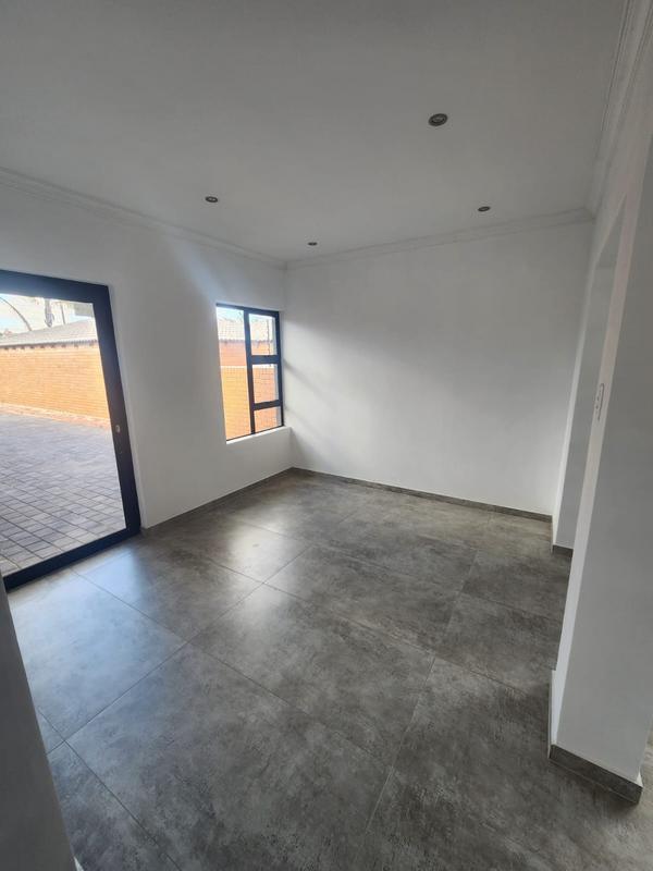 3 Bedroom Property for Sale in Erasmia Gauteng