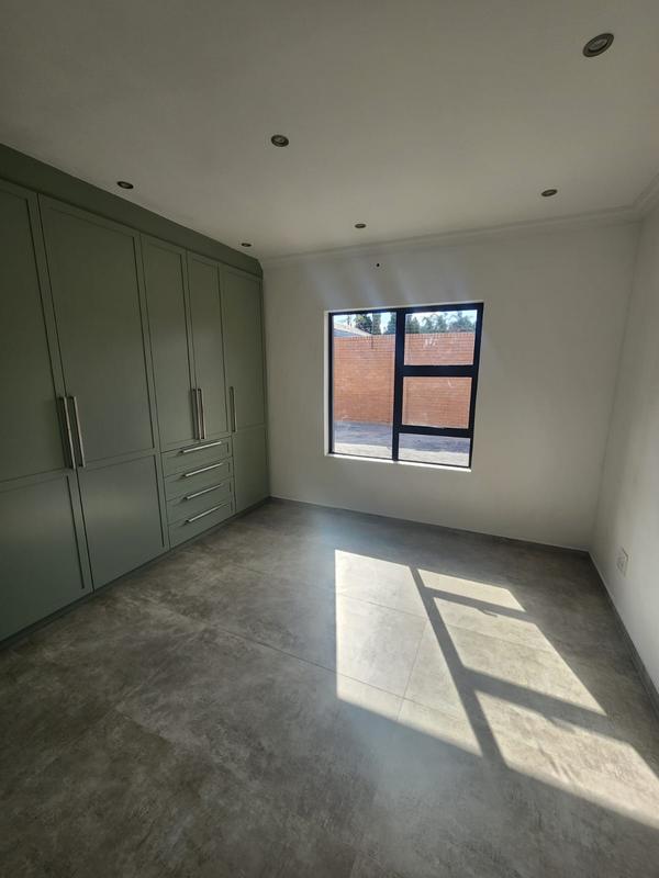 3 Bedroom Property for Sale in Erasmia Gauteng