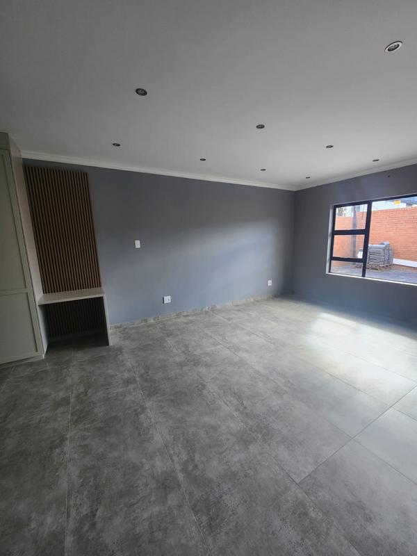 3 Bedroom Property for Sale in Erasmia Gauteng