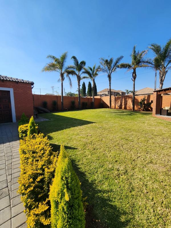 3 Bedroom Property for Sale in Erasmia Gauteng