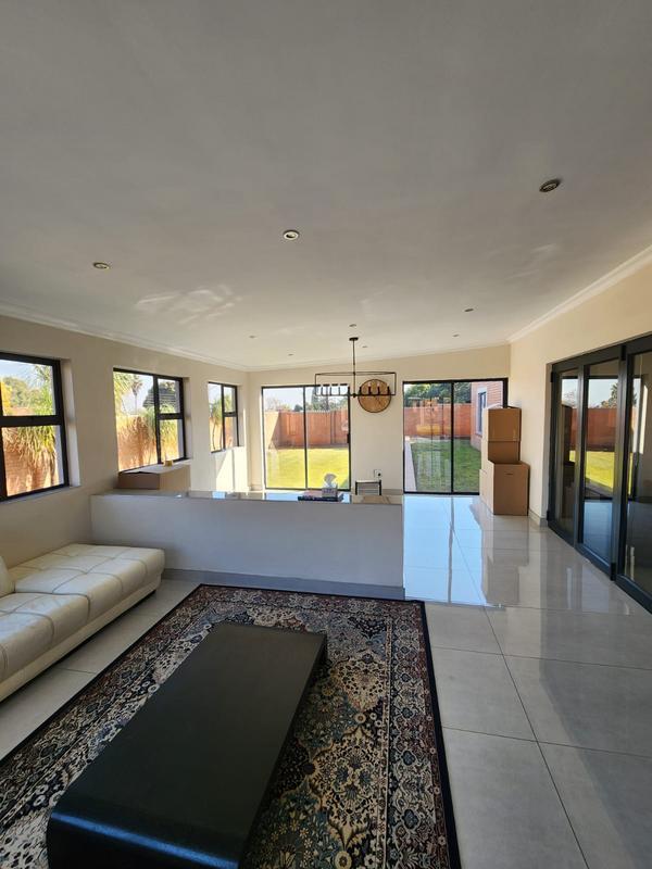 3 Bedroom Property for Sale in Erasmia Gauteng