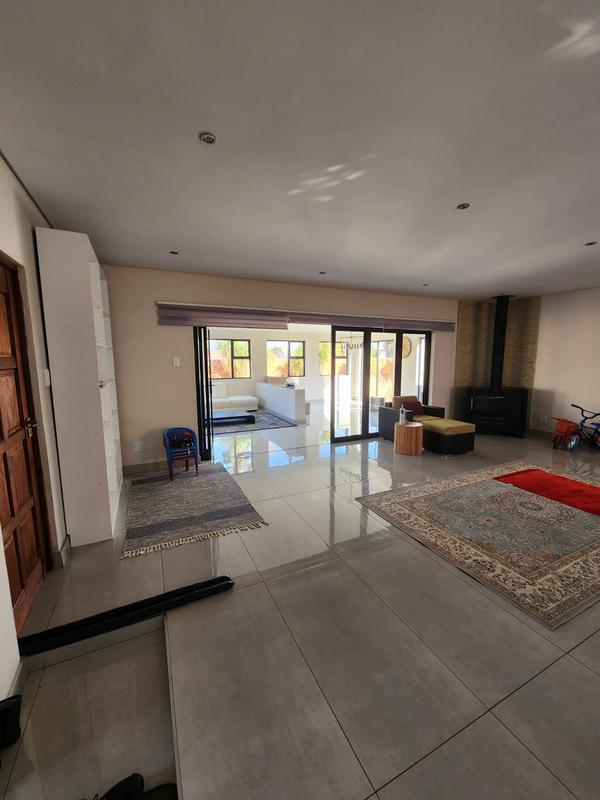 3 Bedroom Property for Sale in Erasmia Gauteng