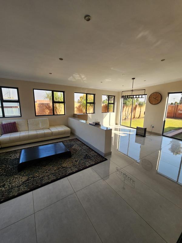 3 Bedroom Property for Sale in Erasmia Gauteng