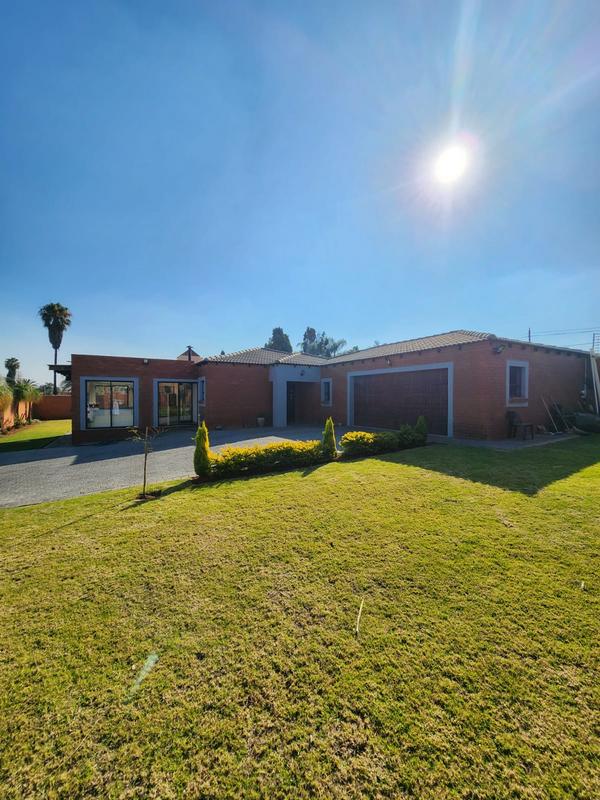 3 Bedroom Property for Sale in Erasmia Gauteng