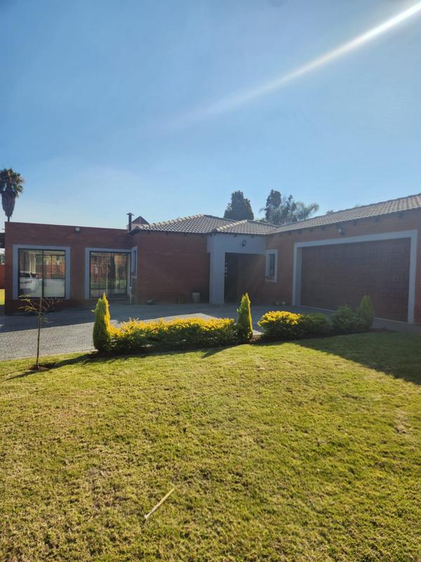 3 Bedroom Property for Sale in Erasmia Gauteng