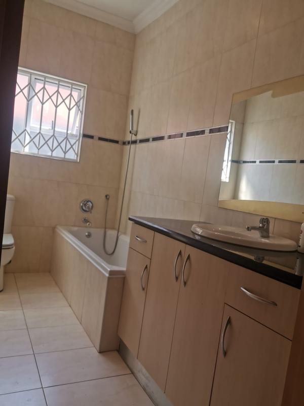 4 Bedroom Property for Sale in Erasmia Gauteng