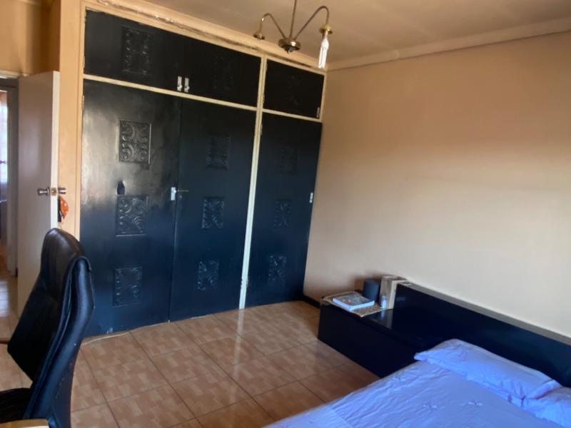 4 Bedroom Property for Sale in Laudium Gauteng