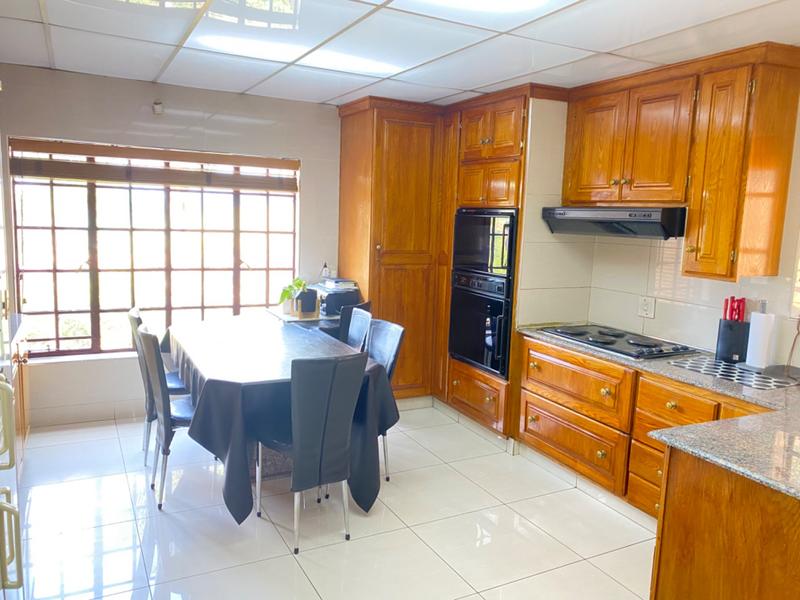 6 Bedroom Property for Sale in Laudium Gauteng