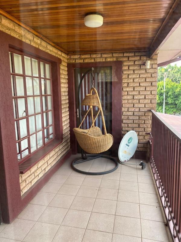 6 Bedroom Property for Sale in Laudium Gauteng