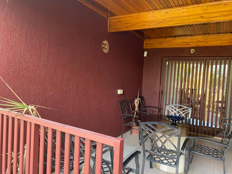 6 Bedroom Property for Sale in Laudium Gauteng