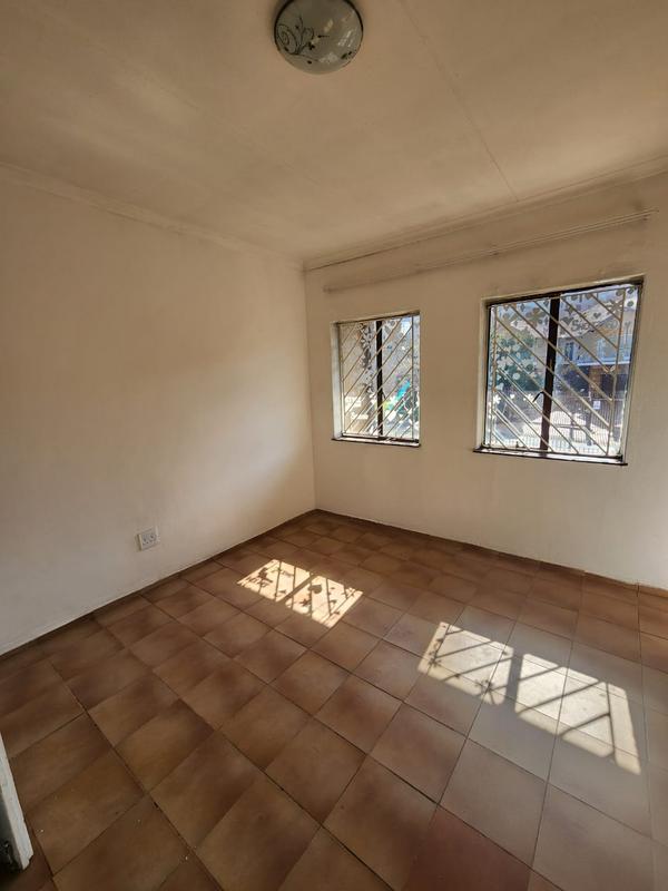 2 Bedroom Property for Sale in Laudium Gauteng