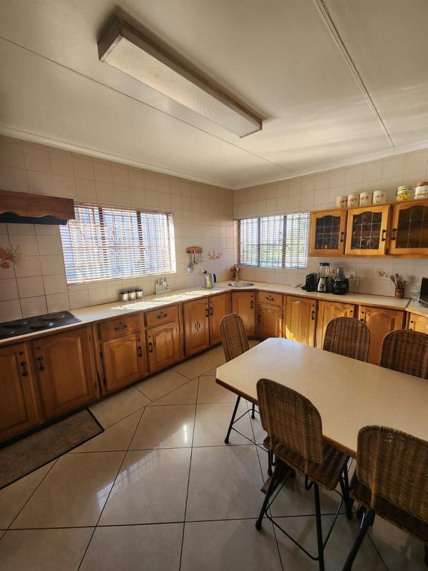4 Bedroom Property for Sale in Laudium Gauteng