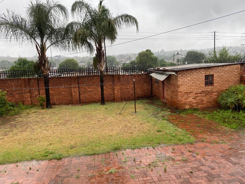 5 Bedroom Property for Sale in Laudium Gauteng