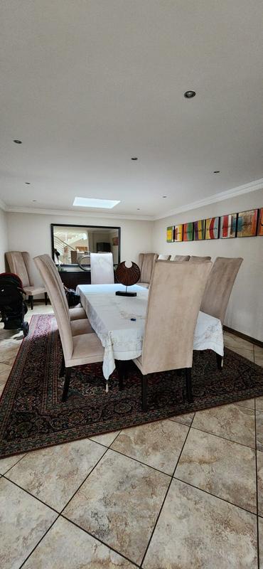 5 Bedroom Property for Sale in Raslouw Gauteng