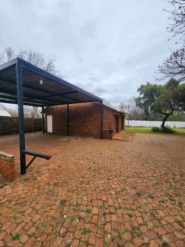 4 Bedroom Property for Sale in Raslouw Gauteng