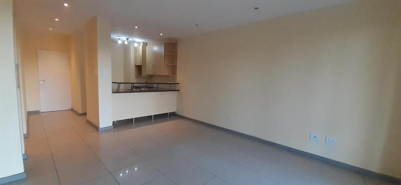 2 Bedroom Property for Sale in Rooihuiskraal North Gauteng