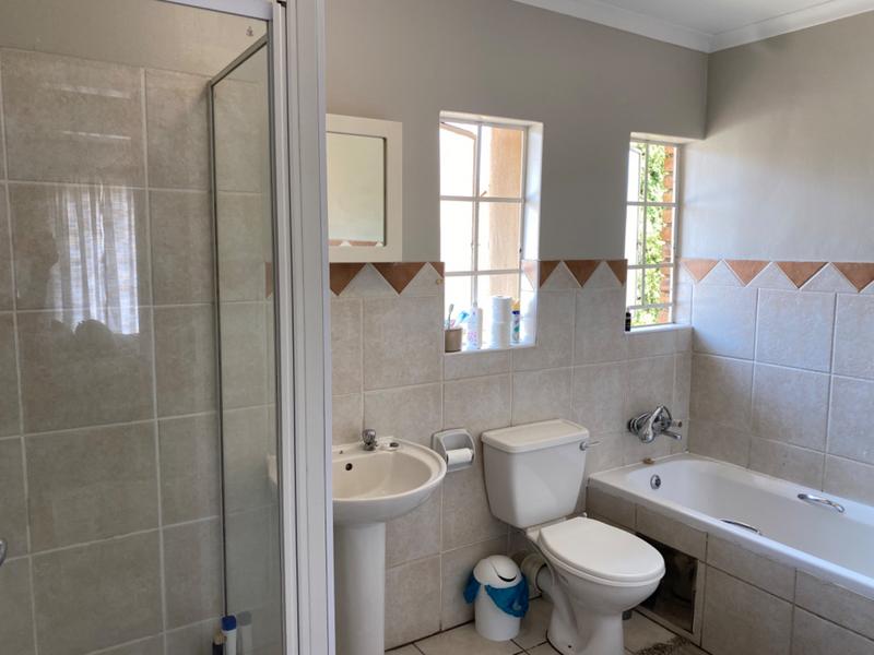 2 Bedroom Property for Sale in Amberfield Gauteng