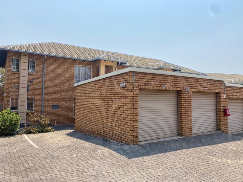 2 Bedroom Property for Sale in Amberfield Gauteng