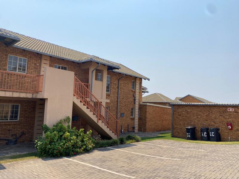 2 Bedroom Property for Sale in Amberfield Gauteng