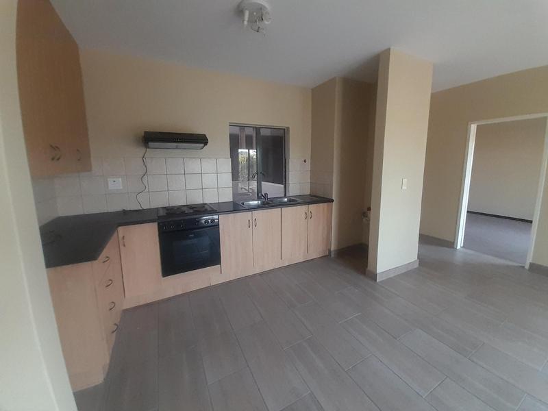 1 Bedroom Property for Sale in Eldo Lakes Estate Gauteng