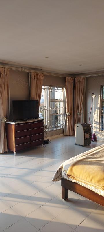 7 Bedroom Property for Sale in Claudius Gauteng