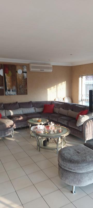 7 Bedroom Property for Sale in Claudius Gauteng
