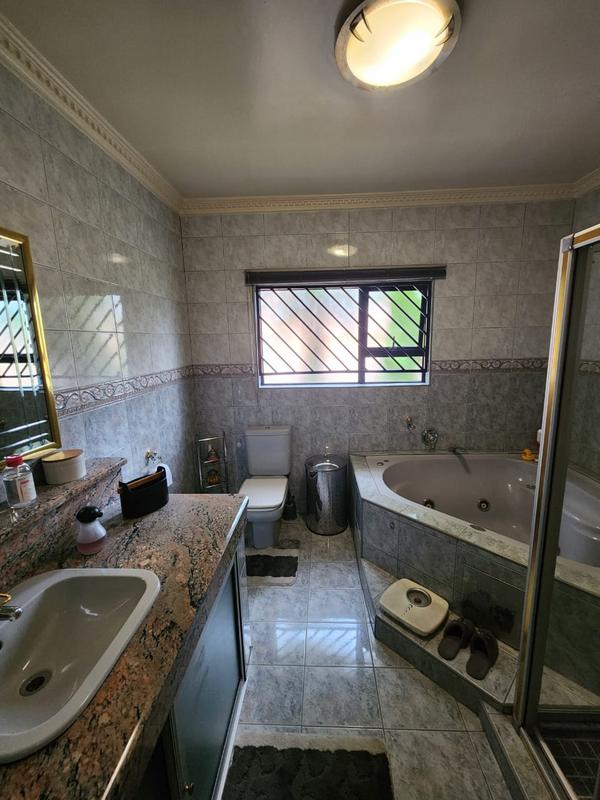 4 Bedroom Property for Sale in Claudius Gauteng