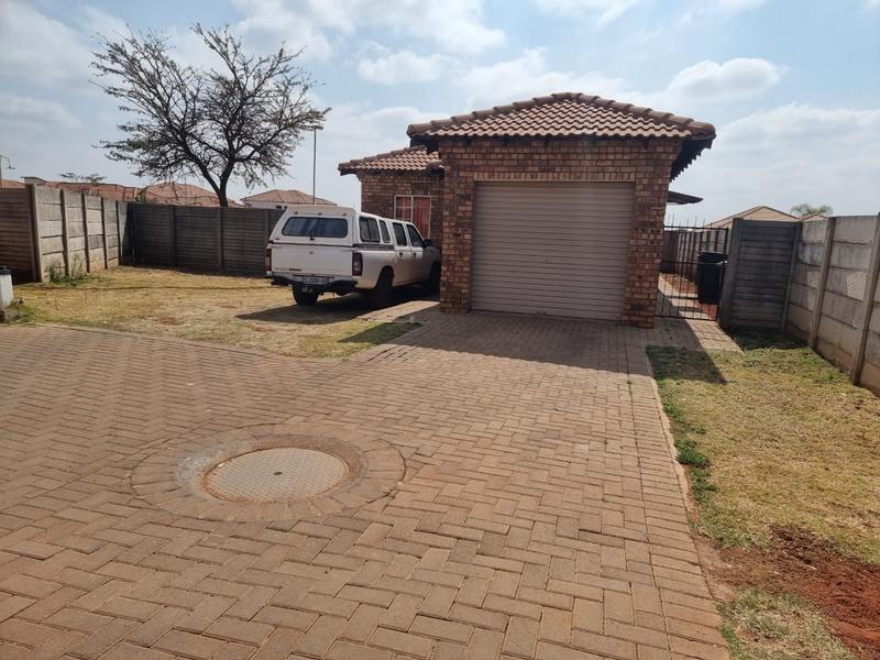 3 Bedroom Property for Sale in The Orchards Gauteng