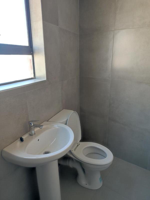 To Let 2 Bedroom Property for Rent in Lenasia Gauteng