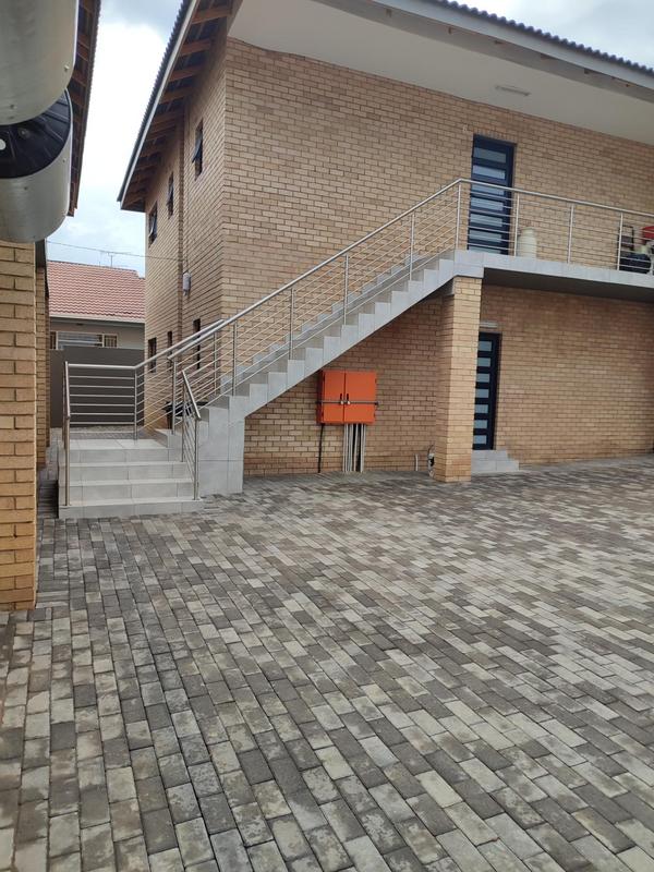 To Let 2 Bedroom Property for Rent in Roshnee Gauteng