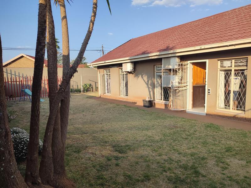 3 Bedroom Property for Sale in Lenasia Ext 9 Gauteng