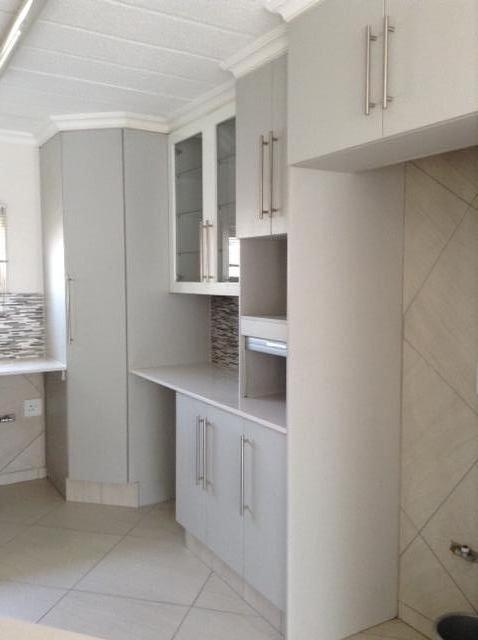 2 Bedroom Property for Sale in Sandown Gauteng