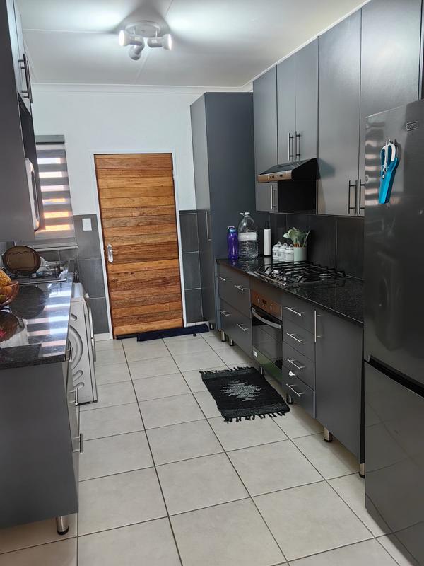 3 Bedroom Property for Sale in Ravenswood Gauteng