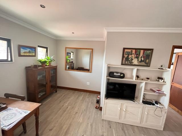 1 Bedroom Property for Sale in Newlands Gauteng