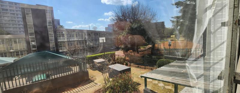 1 Bedroom Property for Sale in Bedford Gardens Gauteng