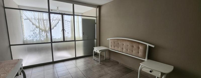 1 Bedroom Property for Sale in Bedford Gardens Gauteng
