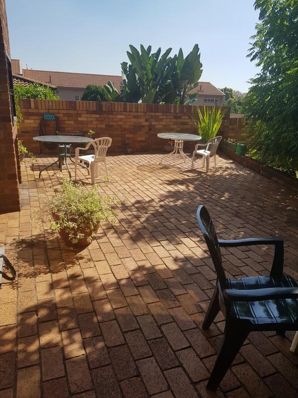 1 Bedroom Property for Sale in Bedford Park Gauteng