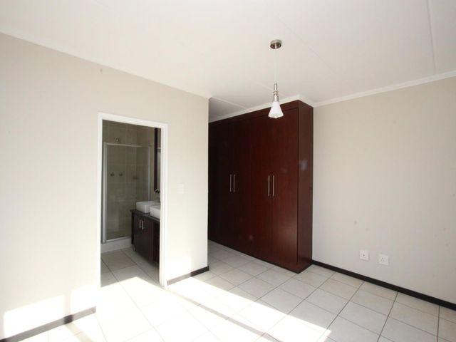3 Bedroom Property for Sale in Bedfordview Gauteng