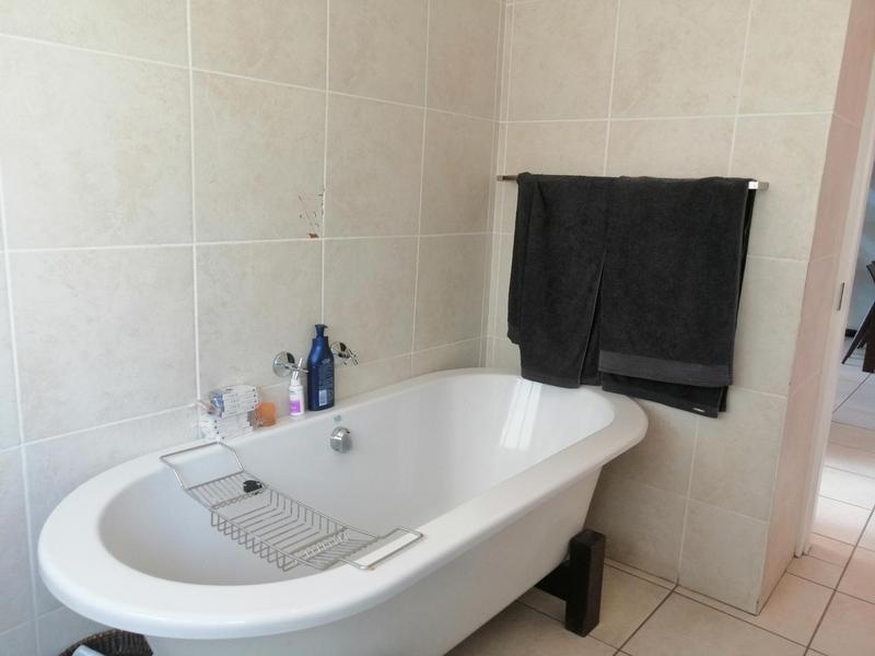 2 Bedroom Property for Sale in Bedfordview Gauteng