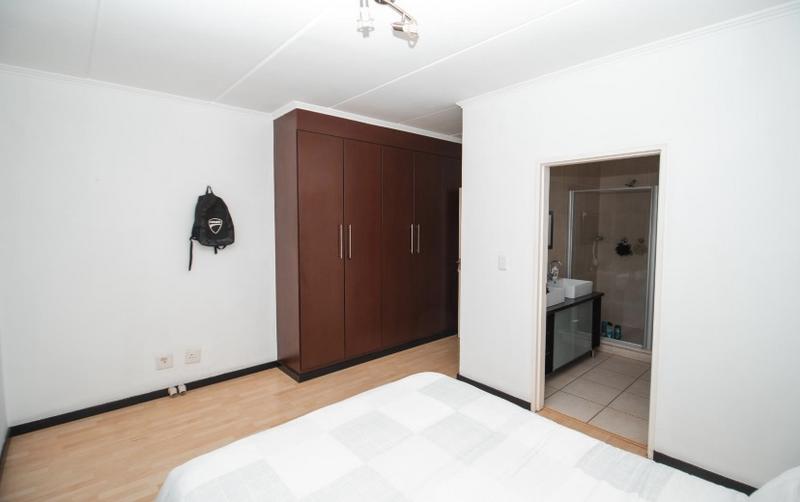 2 Bedroom Property for Sale in Bedfordview Gauteng