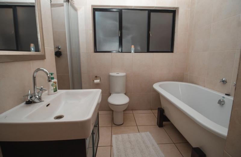2 Bedroom Property for Sale in Bedfordview Gauteng